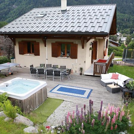 Chamonix Large Chalet, Sleeps 12, 200M2, 5 Bedroom, 4 Bathroom, Garden, Jacuzzi, Sauna Eksteriør billede