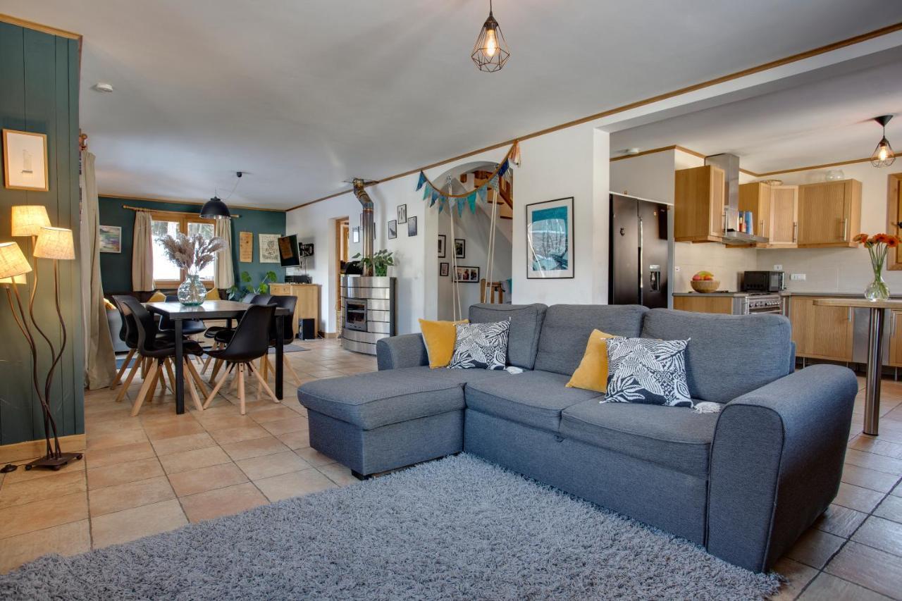 Chamonix Large Chalet, Sleeps 12, 200M2, 5 Bedroom, 4 Bathroom, Garden, Jacuzzi, Sauna Eksteriør billede